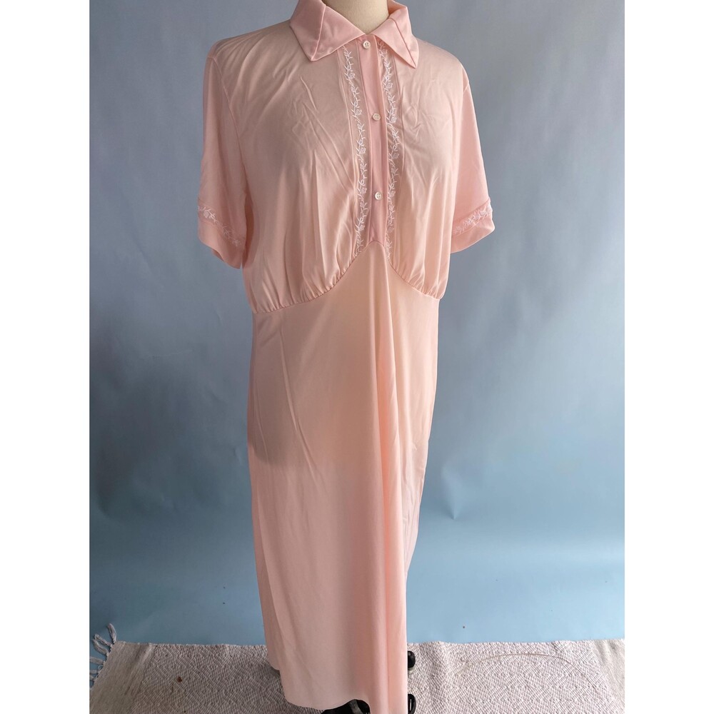 Volup Soft Pink Vintage Silky Button Front Nightgown Housedress